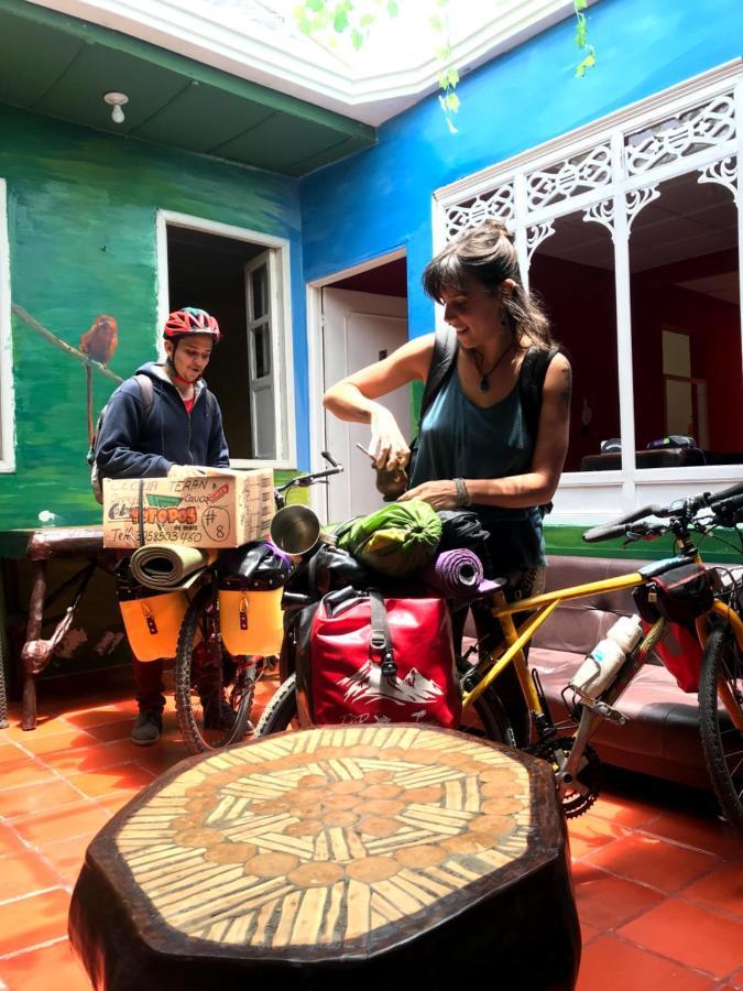 Lienzo Hostel And Mural Art Museum Popayan Ngoại thất bức ảnh